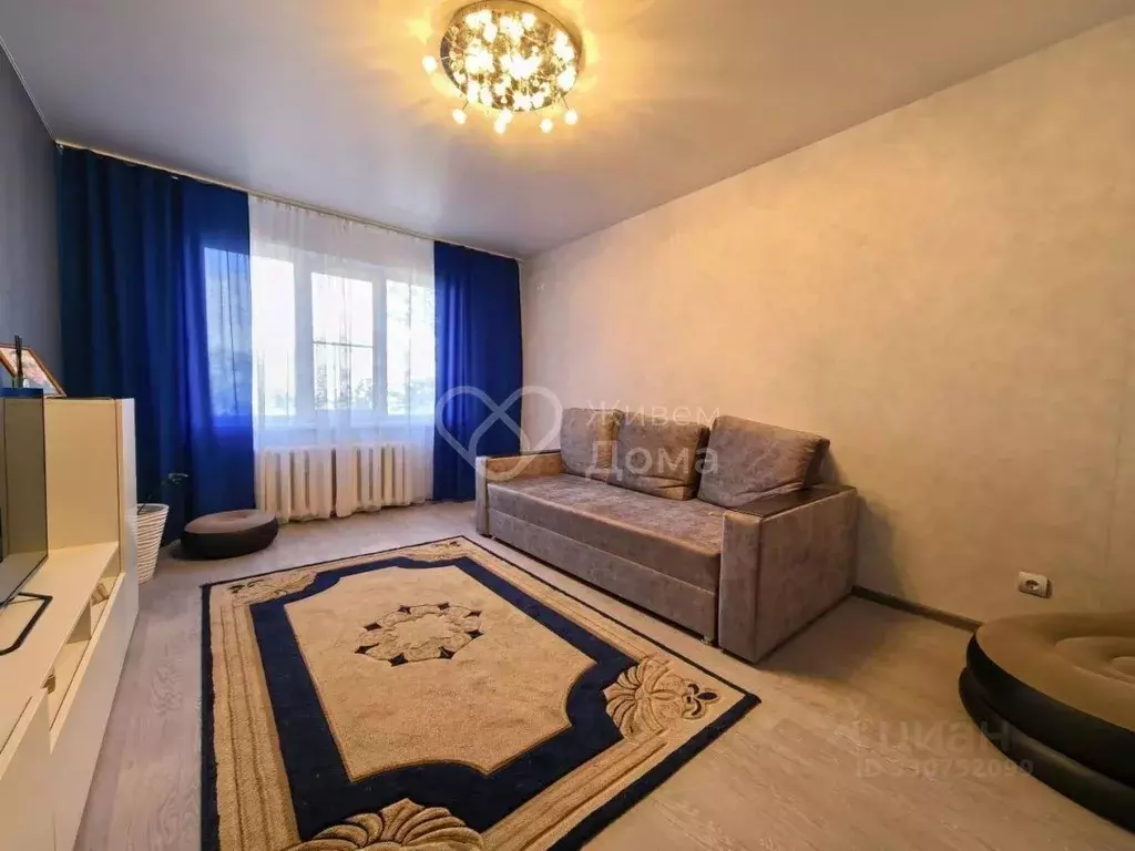 2-к кв. Волгоградская область, Волгоград ул. Космонавтов, 59 (51.9 м) - Фото 1