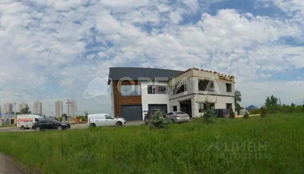 Помещение свободного назначения в Тюменская область, Тюмень Дамбовская ... - Фото 1