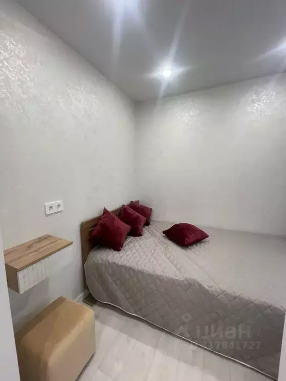 2-к кв. Иркутская область, Иркутск Байкальская ул., 238А (30.0 м) - Фото 0