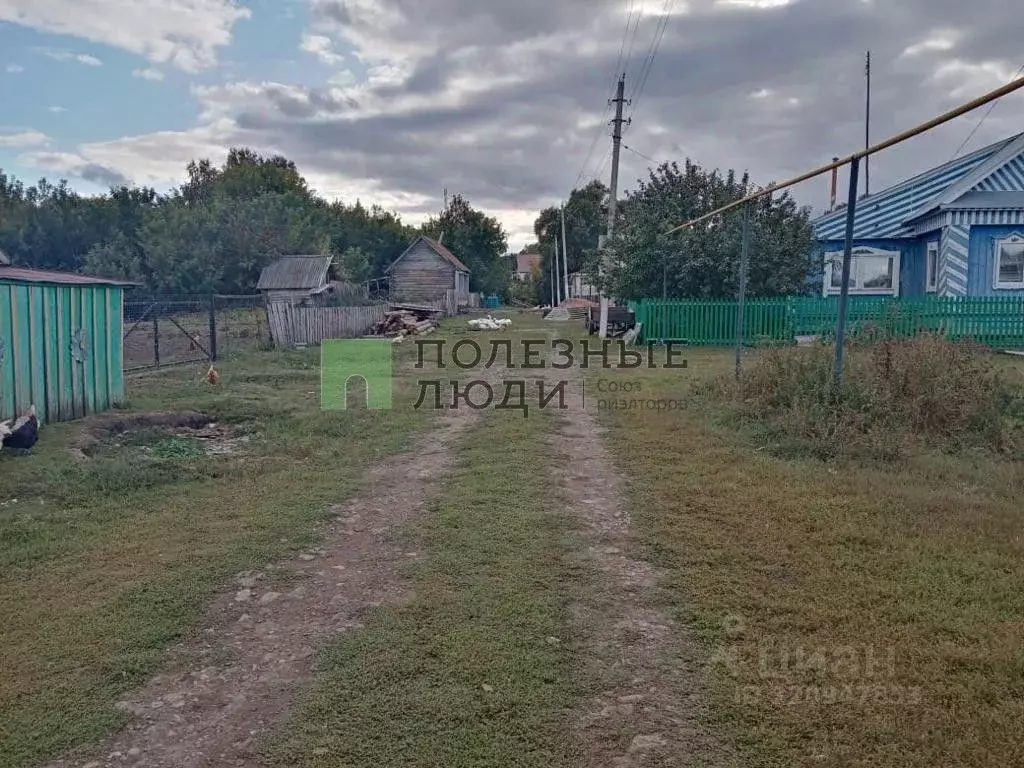 Участок в Татарстан, Рыбно-Слободский район, с. Кугарчино ул. ... - Фото 0