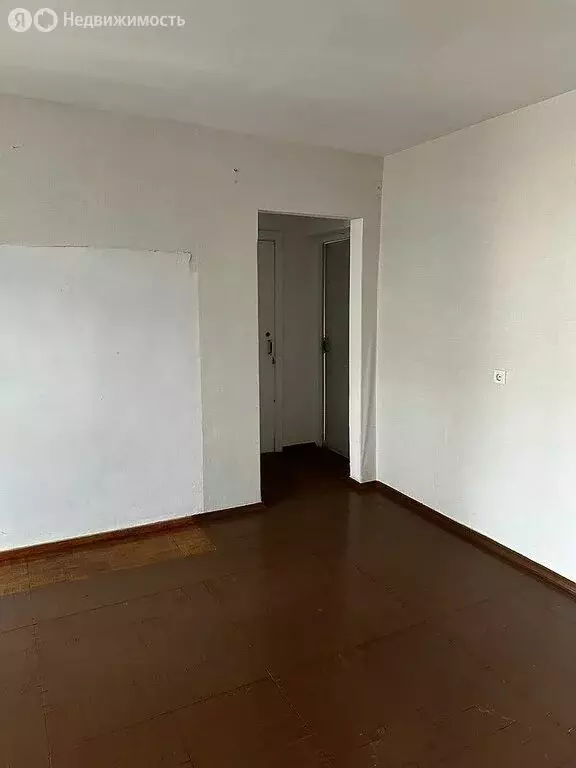 3-комнатная квартира: Тюмень, улица Червишевский Тракт, 78 (55.6 м) - Фото 1