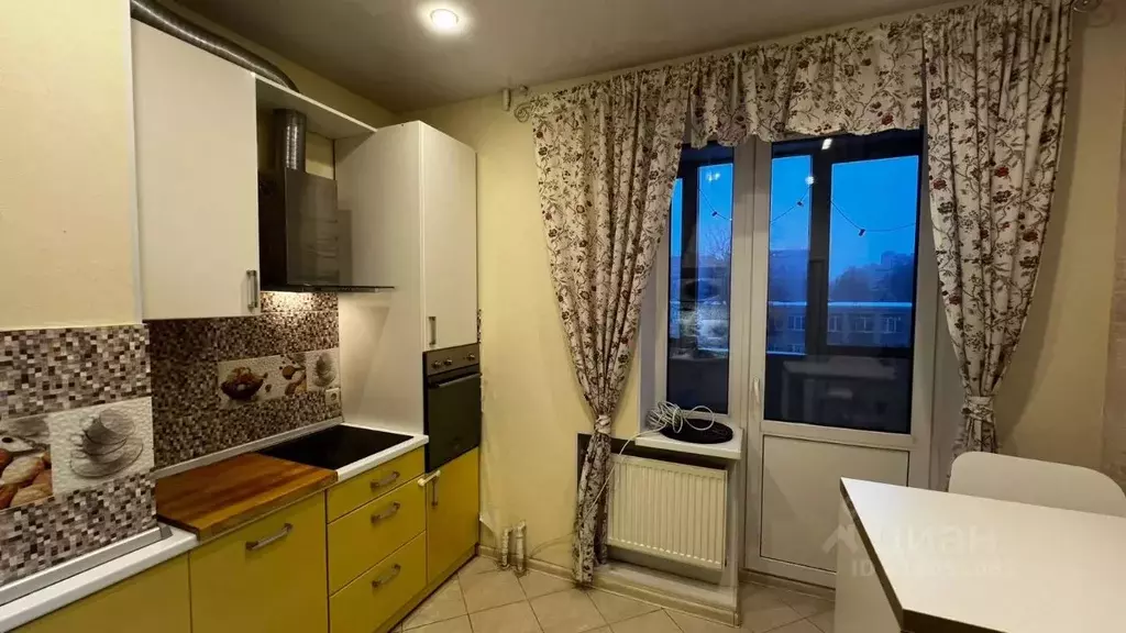1-к кв. Санкт-Петербург ул. Брянцева, 13к1 (33.1 м) - Фото 0