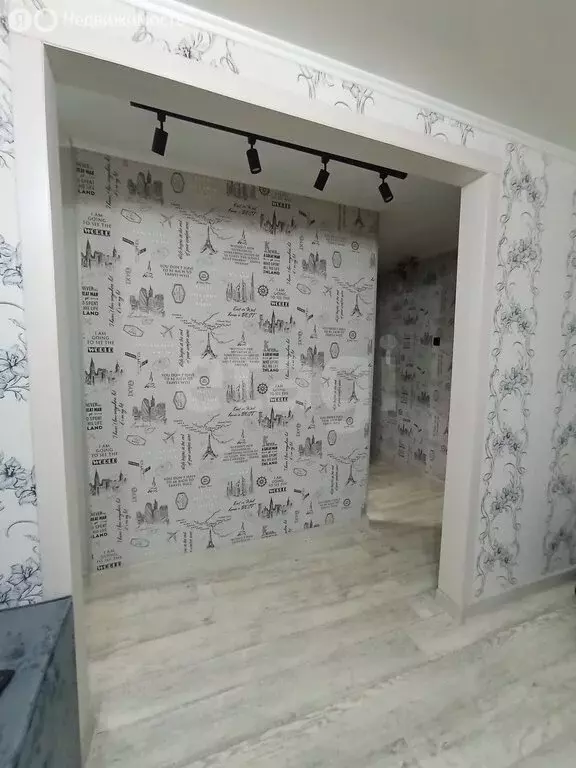 1-комнатная квартира: Альметьевск, улица Ризы Фахретдина, 39 (32 м) - Фото 1