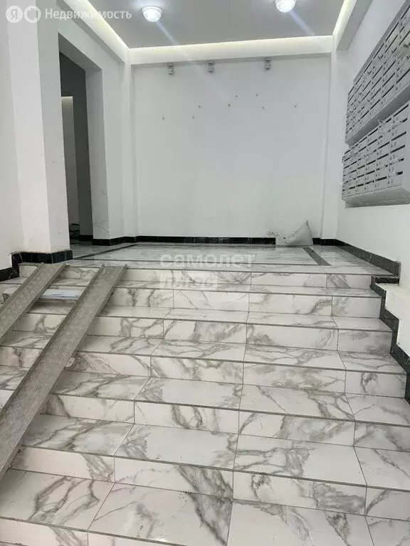 1-комнатная квартира: Каспийск, улица Магомедали Магомеджановa, 31Б ... - Фото 1