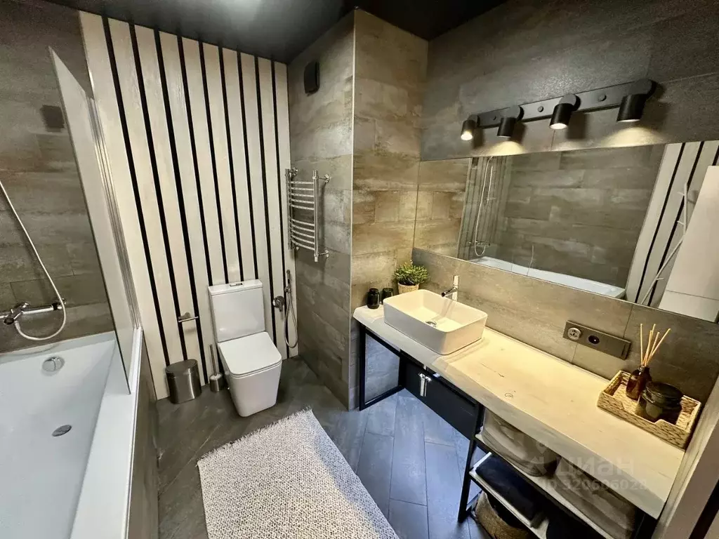 2-к кв. Алтайский край, Барнаул ул. Никитина, 107 (55.0 м) - Фото 2