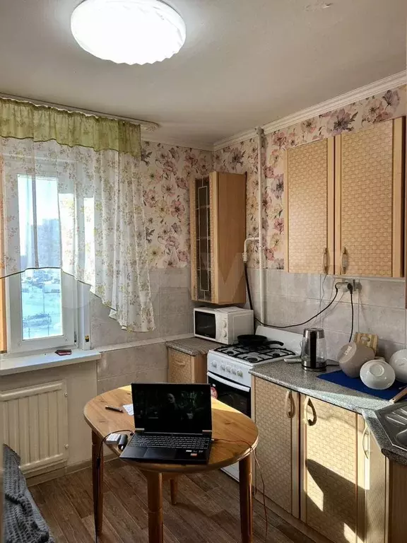 1-к. квартира, 37 м, 4/9 эт. - Фото 1