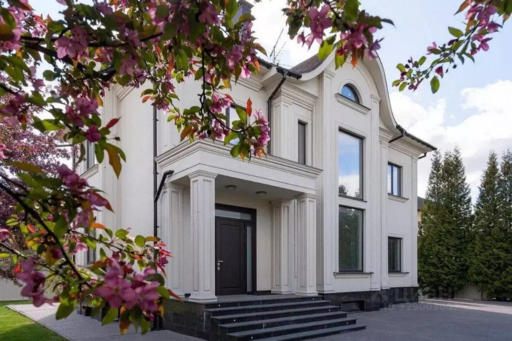 Дом, 450 м - Фото 1