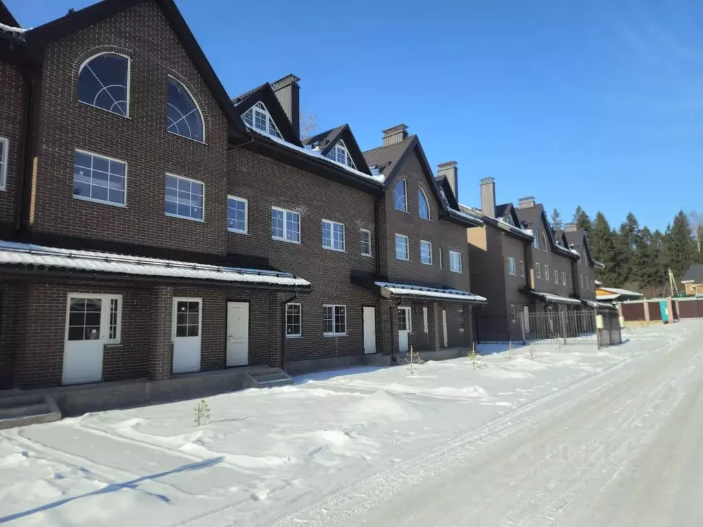 Таунхаус в Московская область, Дмитровский муниципальный округ, пос. ... - Фото 1