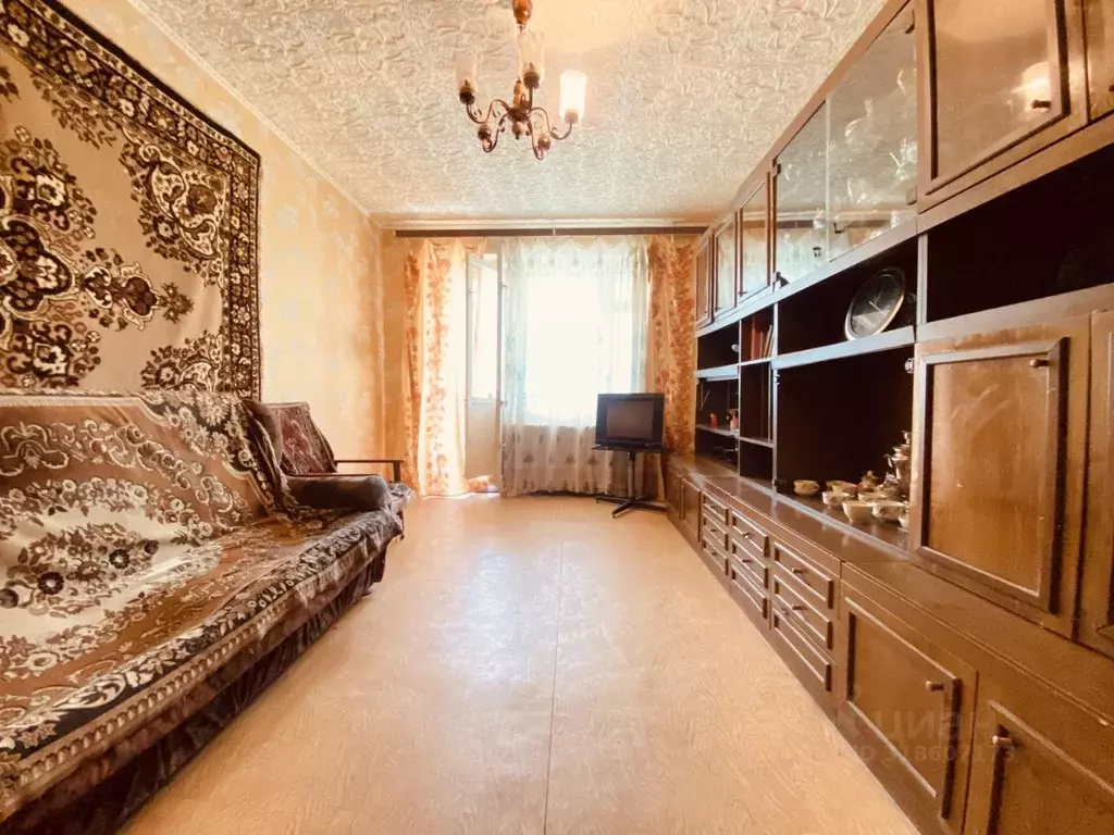 3-к кв. Тульская область, Узловая ул. Трегубова, 35 (60.0 м) - Фото 0