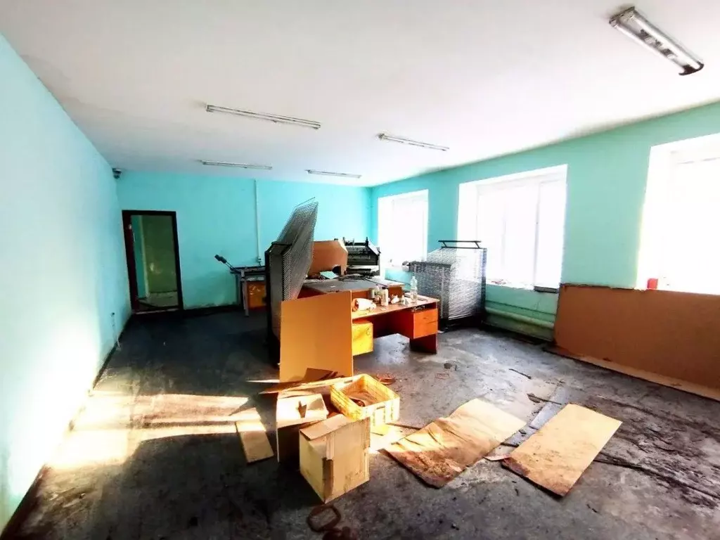 Производственное помещение в Самарская область, Кинель Первомайская ... - Фото 2