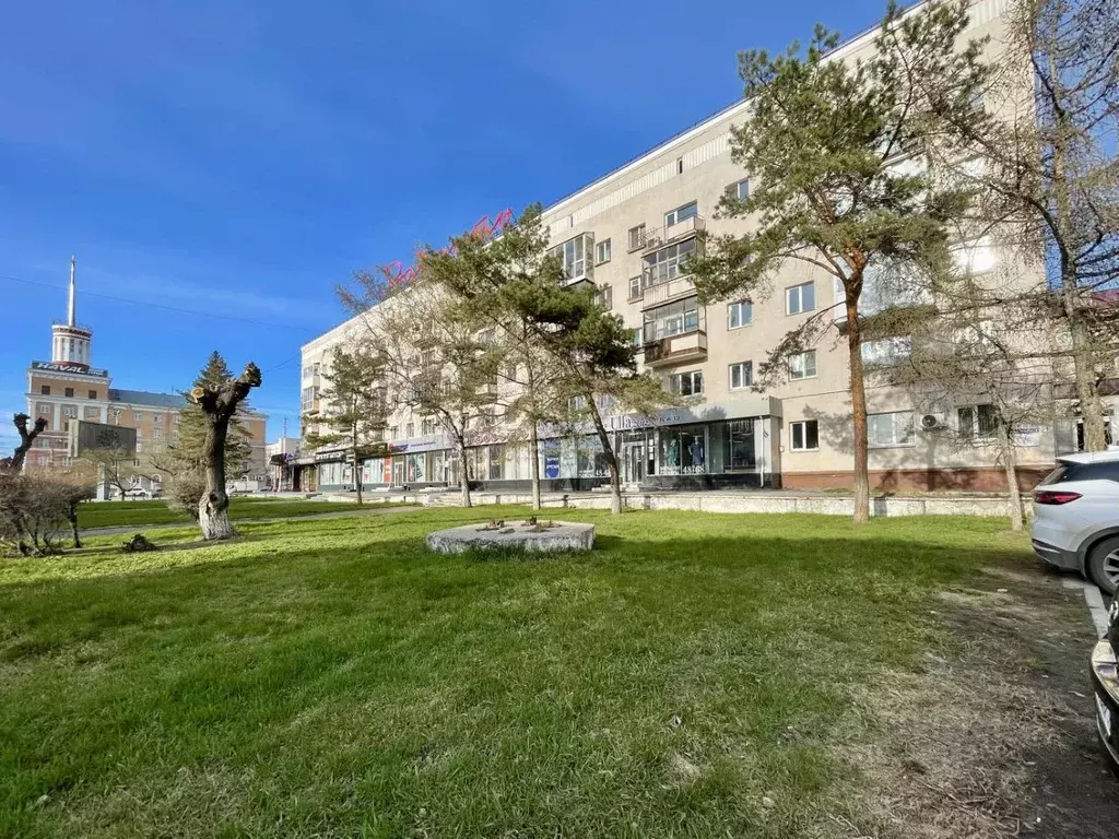 2-к кв. Омская область, Омск просп. Карла Маркса, 31 (42.0 м) - Фото 1