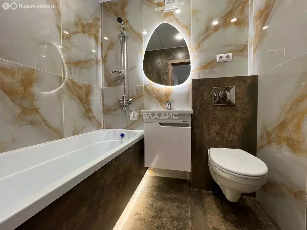 1-комнатная квартира: село Чигири, улица Василенко, 5/2 (43 м) - Фото 1