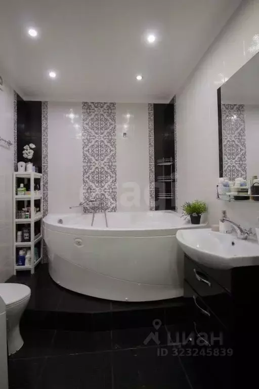 3-к кв. Калужская область, Калуга бул. Солнечный, 6 (88.3 м) - Фото 1