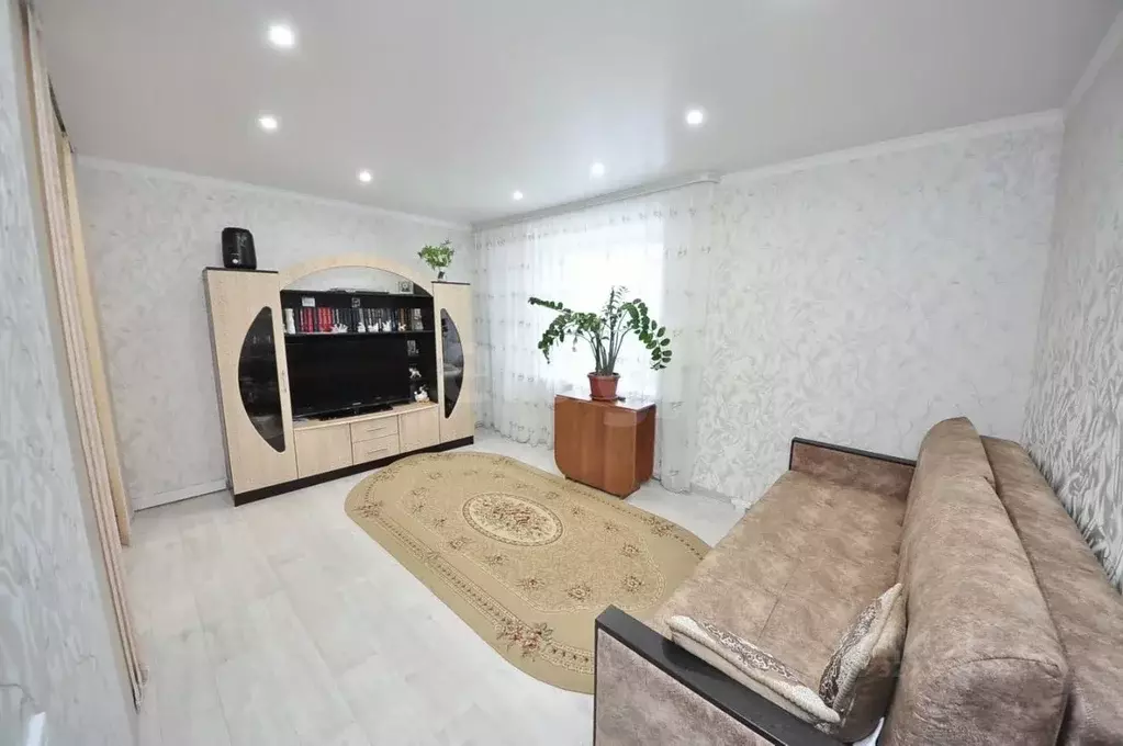 1-к кв. Башкортостан, Салават бул. Космонавтов, 30 (36.6 м) - Фото 1