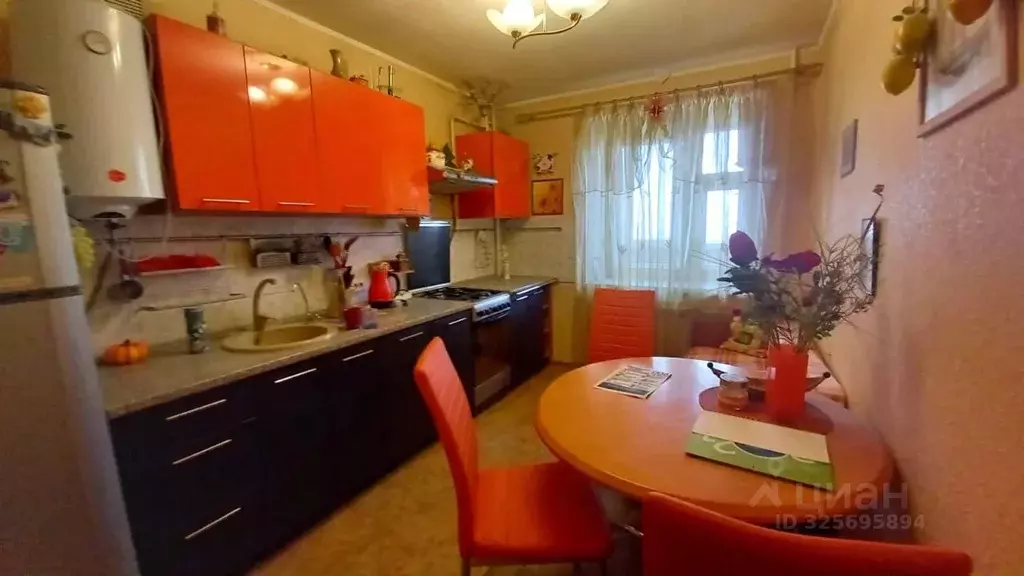 2-к кв. Татарстан, Казань ул. Зур Урам, 42 (62.1 м) - Фото 2