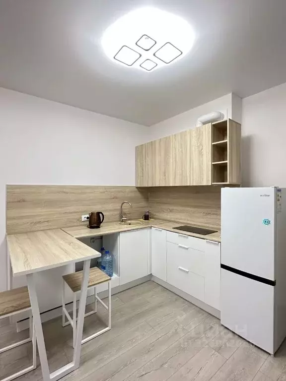 1-к кв. Тюменская область, Тюмень ул. Героев Космоса, 9 (41.0 м) - Фото 2