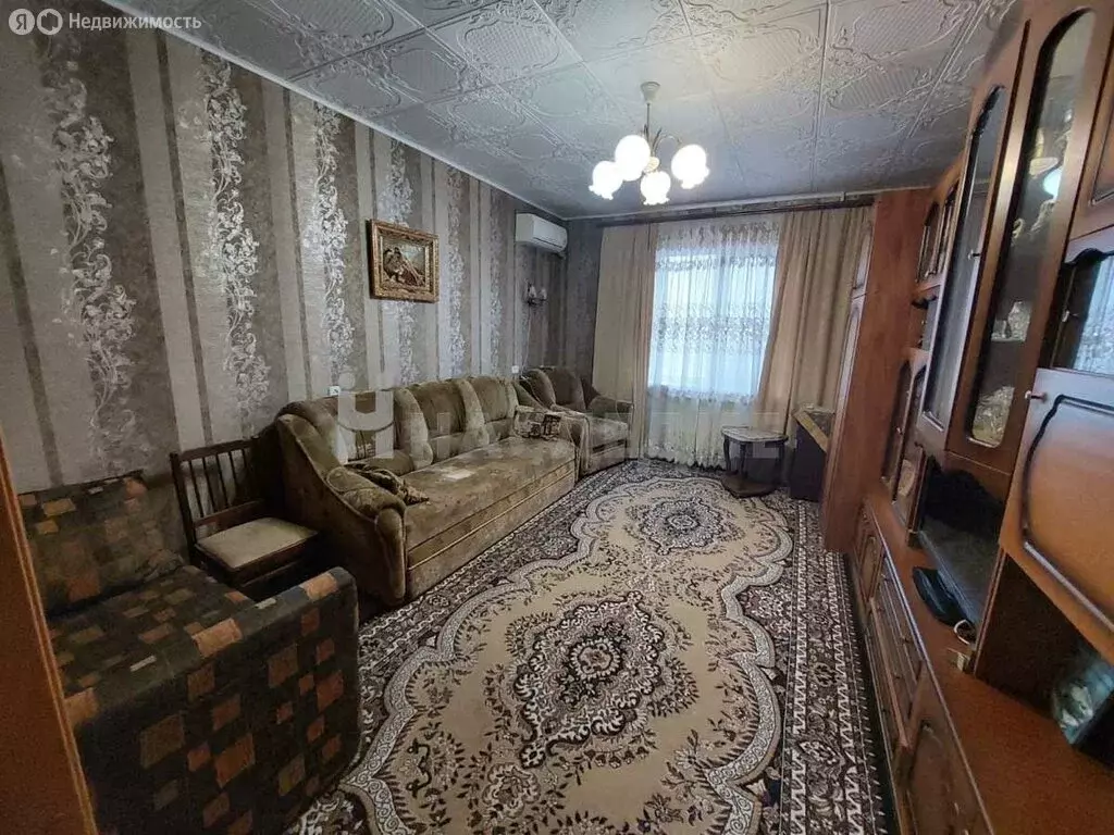 3-комнатная квартира: Каменск-Шахтинский, Советская улица, 40 (66.4 м) - Фото 1
