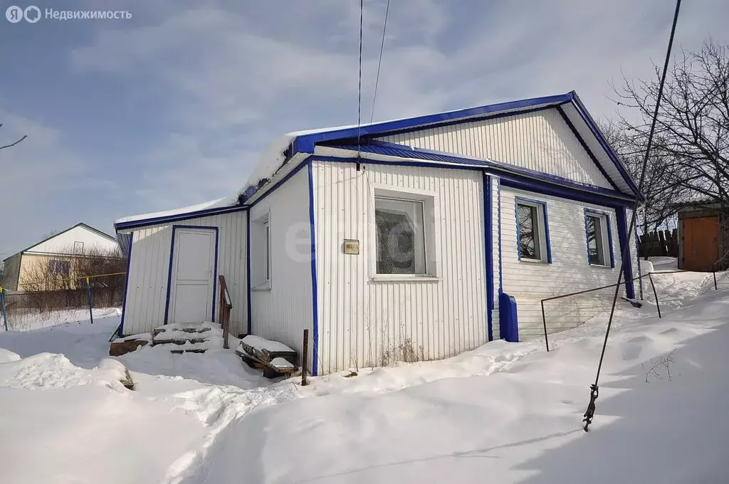 Дом в Ишимбай, улица Куйбышева (77.6 м) - Фото 1