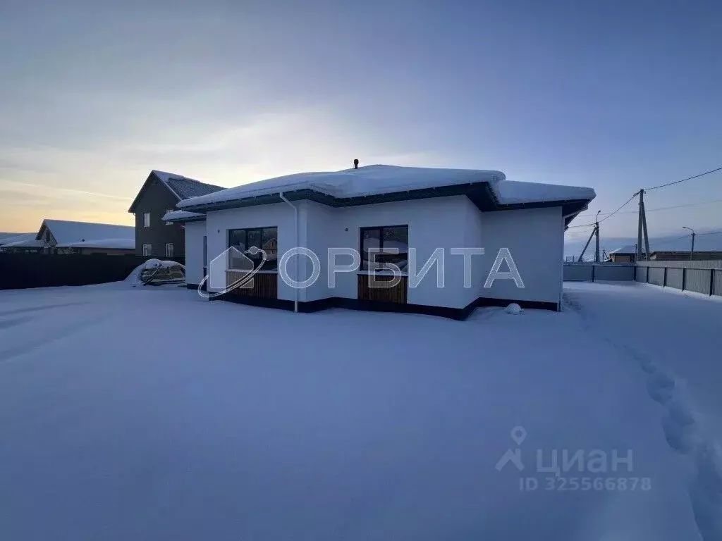 Дом в Тюменская область, Тюменский муниципальный округ, д. Ушакова ул. ... - Фото 2