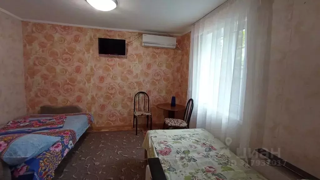 Дом в Краснодарский край, Ейск Октябрьская ул., 157 (30 м) - Фото 0