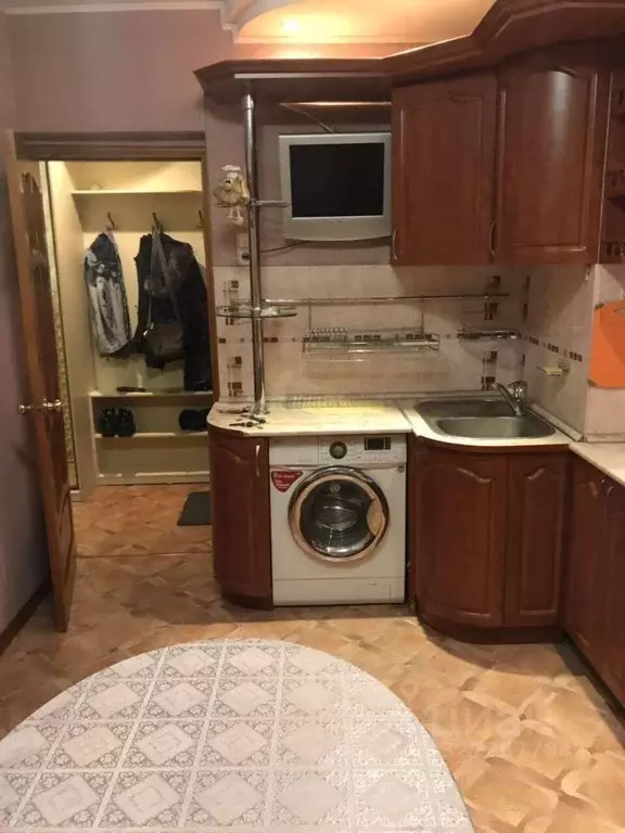 3-к кв. Белгородская область, Старый Оскол Конева мкр, 15А (64.0 м) - Фото 1