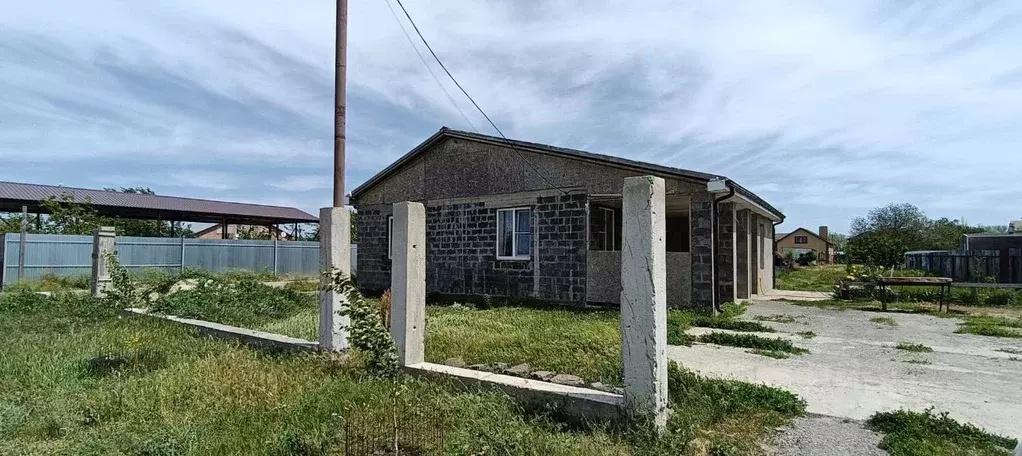 Дом в Ростовская область, Родионово-Несветайский район, Кутейниковское ... - Фото 2