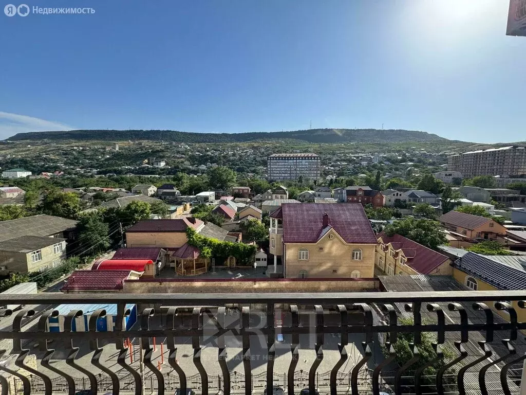 2-комнатная квартира: Махачкала, улица Азиза Алиева, 18 (67 м) - Фото 0