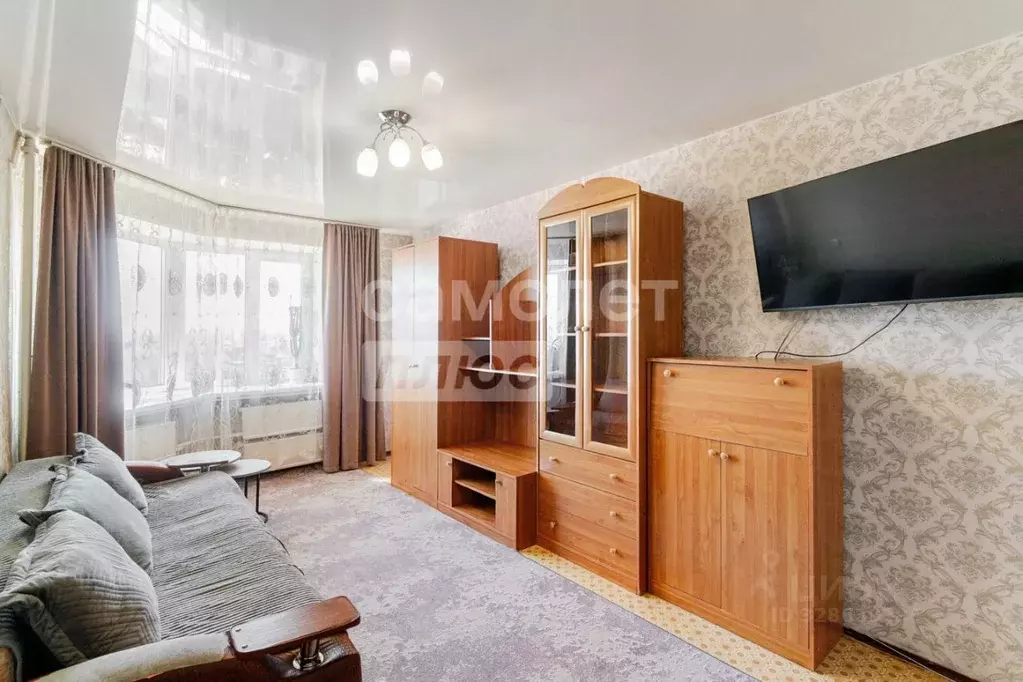 2-к кв. Омская область, Омск ул. Кирова, 24 (53.7 м) - Фото 1