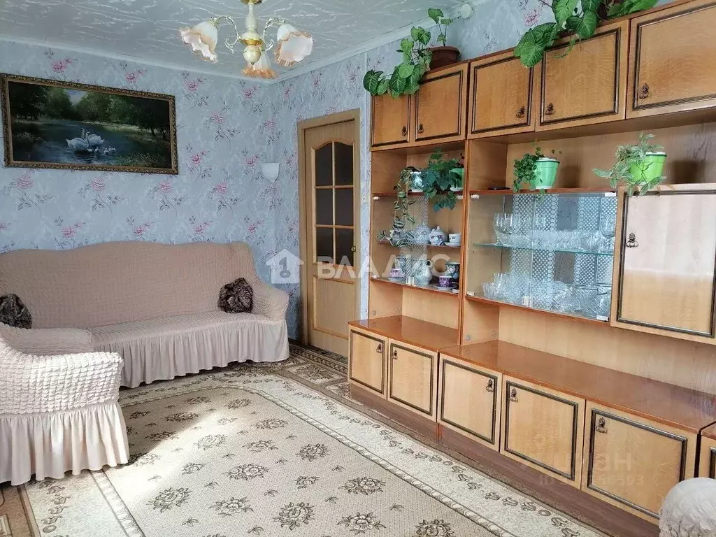 Дом в Брянская область, Дубровское городское поселение, д. Немерь ул. ... - Фото 0