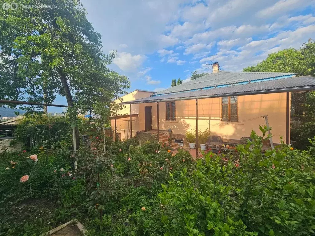 Дом в Кисловодск, Белорусская улица, 11 (100 м) - Фото 1