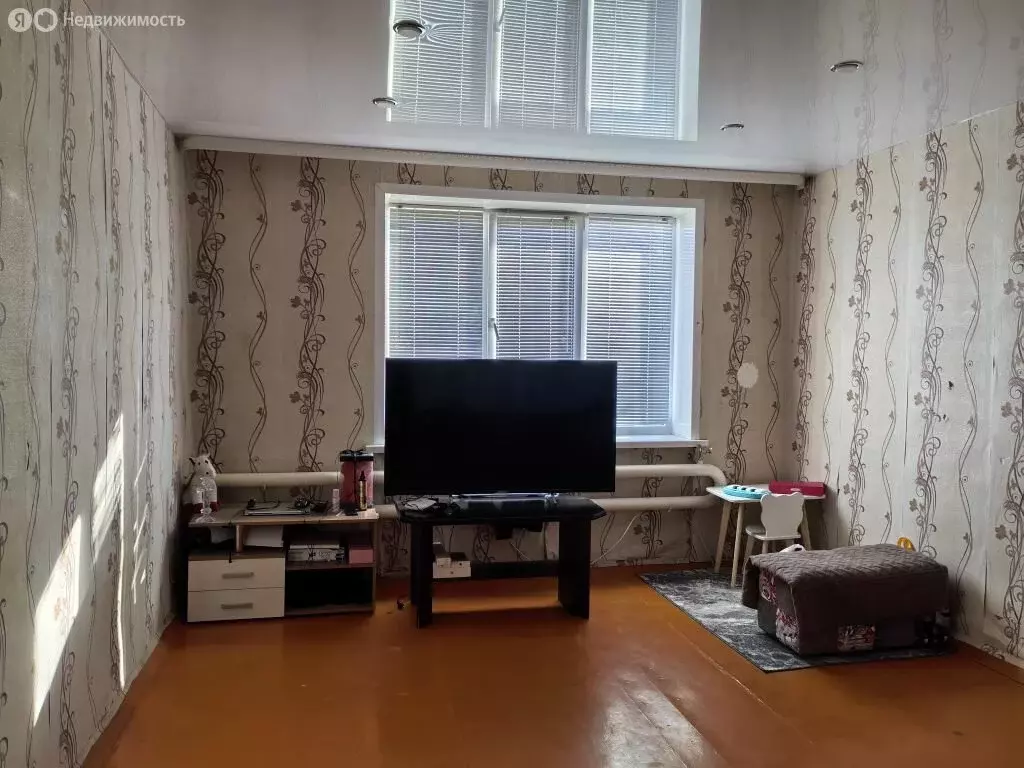 3-комнатная квартира: Пензенская область, рабочий посёлок Лунино, ... - Фото 2