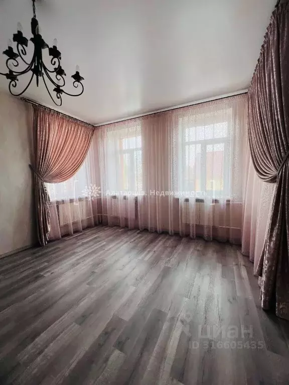 Дом в Томская область, Томский район, Зоркальцевское с/пос, с. ... - Фото 1