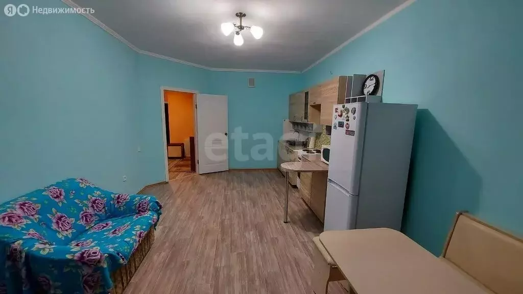 2-комнатная квартира: Якутск, улица Семёна Данилова, 3/3 (71.7 м) - Фото 1