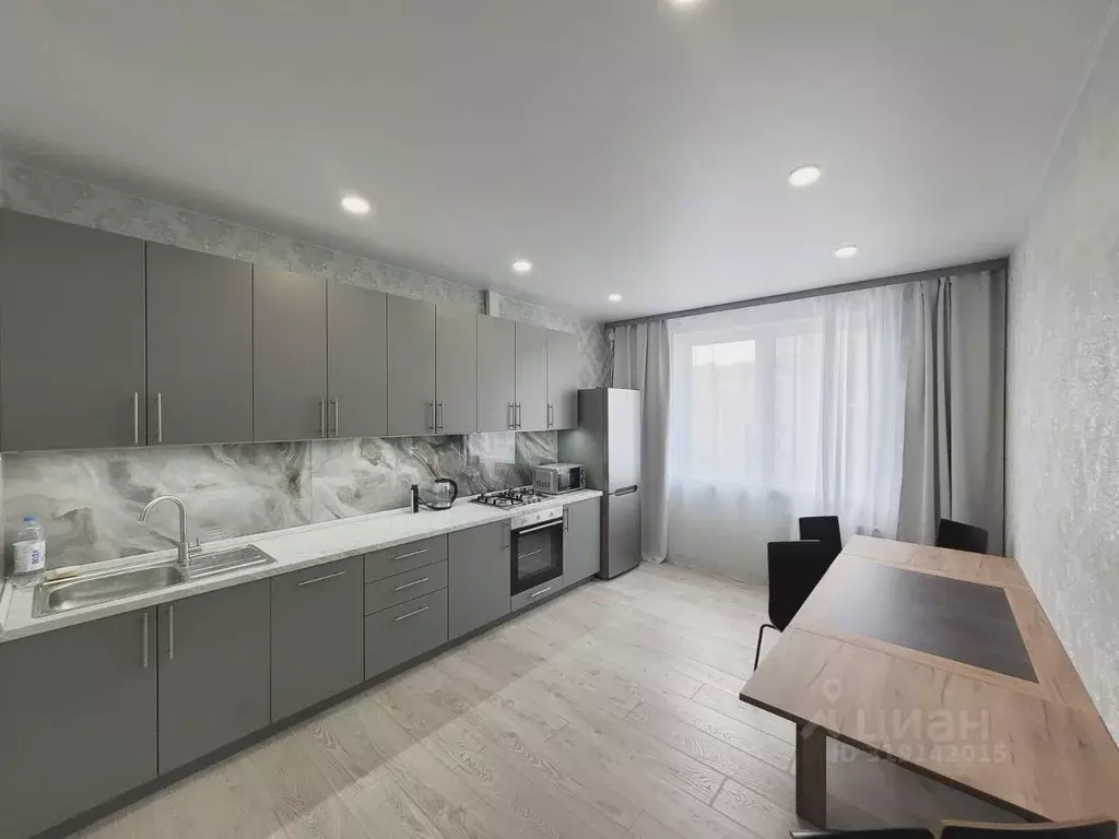2-к кв. Владимирская область, Владимир ул. Мира, 5Б (67.0 м) - Фото 0