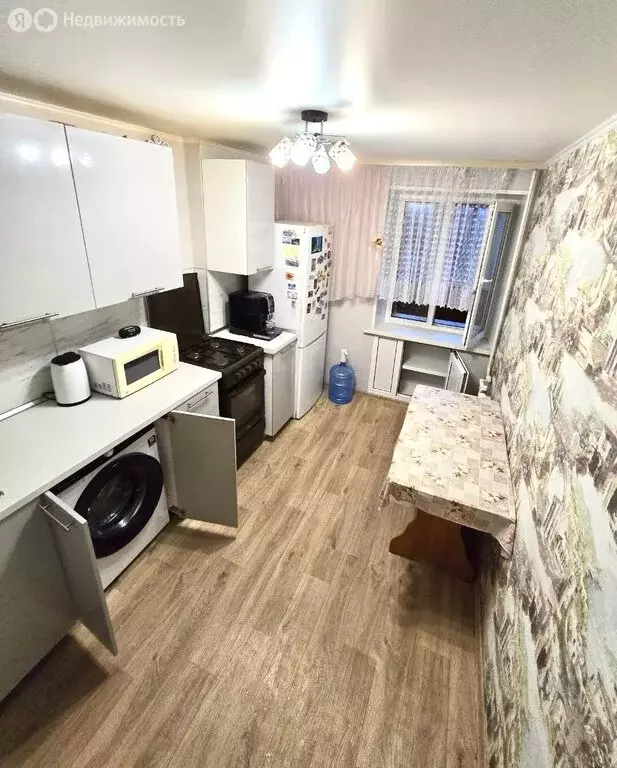 4-комнатная квартира: Уфа, Революционная улица, 167/3 (77 м) - Фото 2