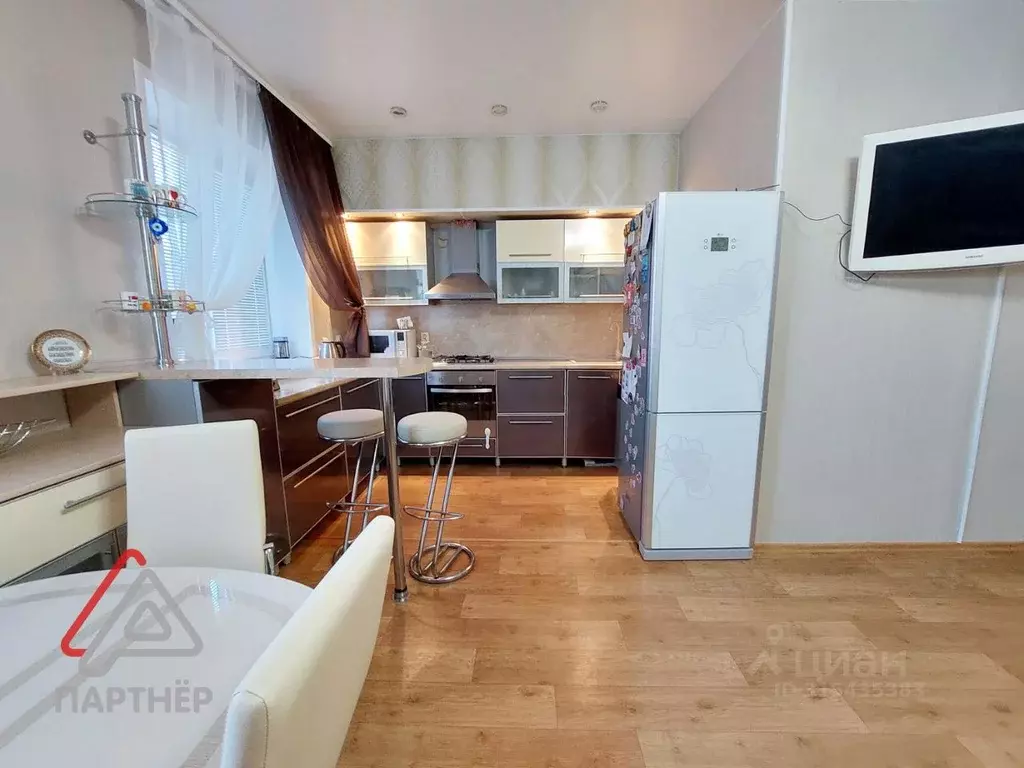 Дом в Ульяновская область, Димитровград ул. Андреева (219 м) - Фото 1