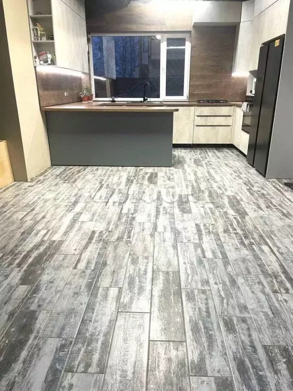 Дом в Ханты-Мансийский АО, Нефтеюганск ул. Энергетиков (314 м) - Фото 2