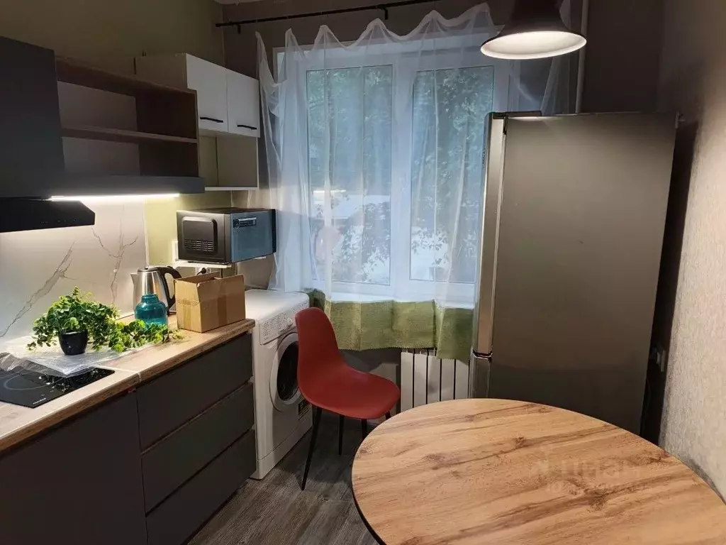 2-к кв. Приморский край, Владивосток ул. Жигура, 16 (43.8 м) - Фото 1