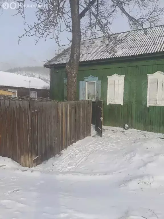 1-комнатная квартира: Слюдянский район, рабочий посёлок Култук, Улица ... - Фото 0