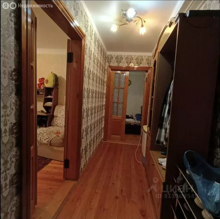 2-комнатная квартира: Махачкала, улица Устарбекова, 12 (56 м) - Фото 1