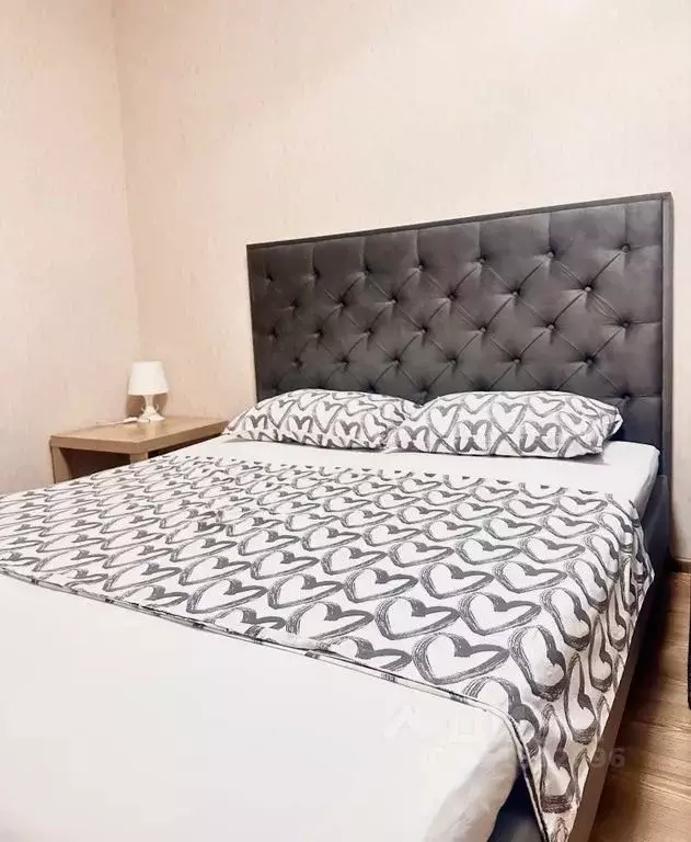 2-к кв. Татарстан, Казань ул. Рауиса Гареева, 100 (54.0 м) - Фото 1