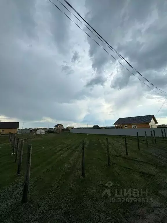 Участок в Саха (Якутия), Якутск городской округ, с. Хатассы ул. ... - Фото 1