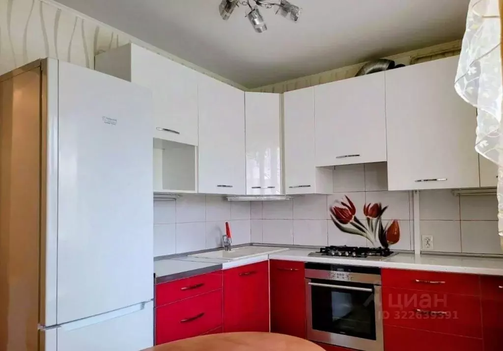 2-к кв. Башкортостан, Уфа ул. Академика Ураксина, 3 (62.0 м) - Фото 1