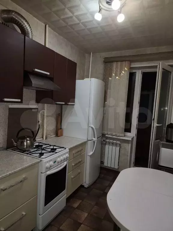 3-к. квартира, 64 м, 2/9 эт. - Фото 0