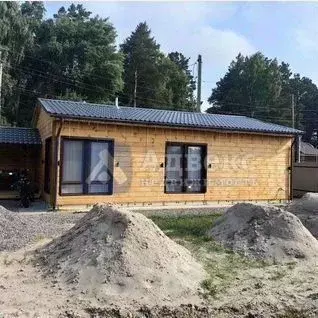 Дом в Тюменская область, Тюменский район, д. Зубарева ул. Ветеранов, ... - Фото 1