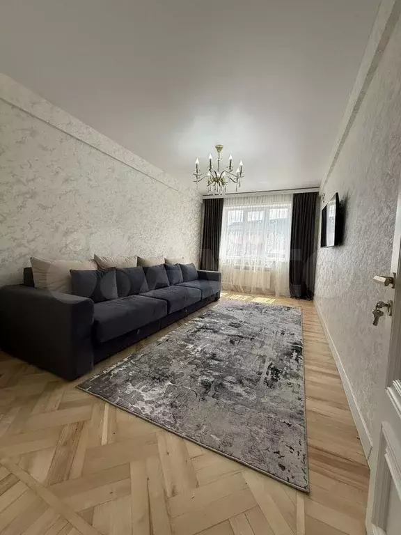 2-к. квартира, 58 м, 5/5 эт. - Фото 0
