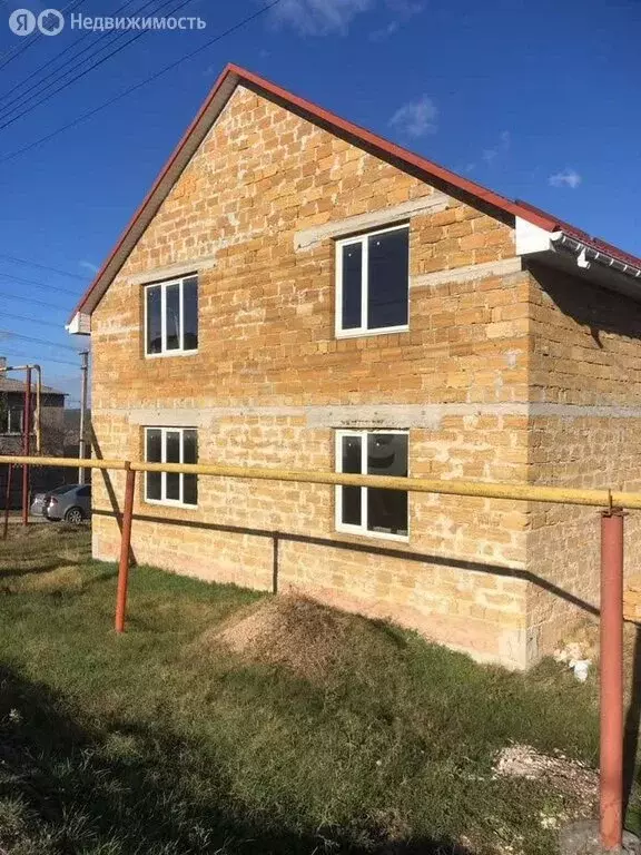 Дом в Бахчисарай, улица Урал Дагъы (256 м) - Фото 1