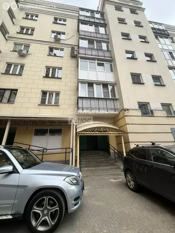 2-комнатная квартира: Нижний Новгород, улица Мичурина, 1к1 (70 м) - Фото 2