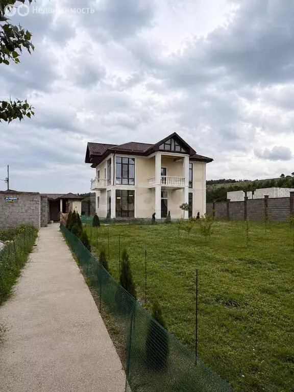 Дом в Симферополь, улица Полины Осипенко (206.1 м) - Фото 2