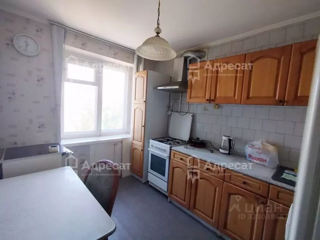 3-к кв. Волгоградская область, Волгоград ул. Ткачева, 16 (59.6 м) - Фото 1
